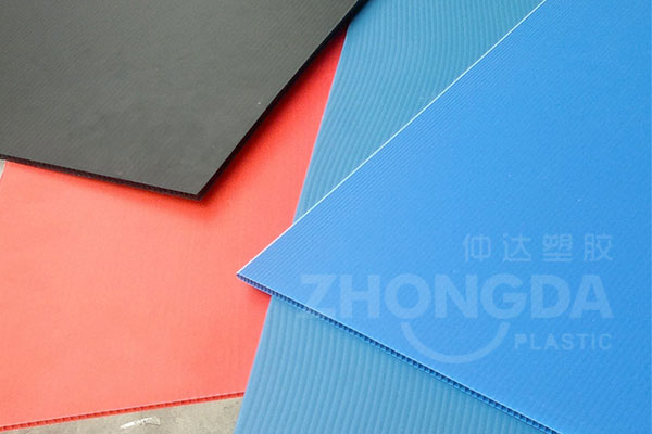 防靜電中空板的特點(diǎn)及優(yōu)勢是什么？